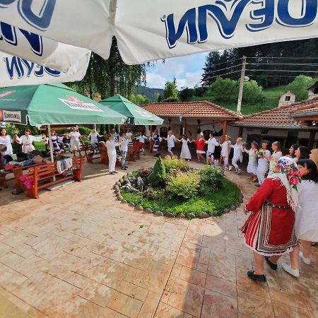 Yagodina Family Hotel Ngoại thất bức ảnh