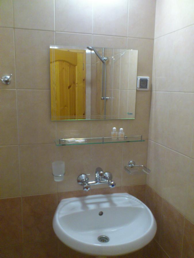 Yagodina Family Hotel Phòng bức ảnh