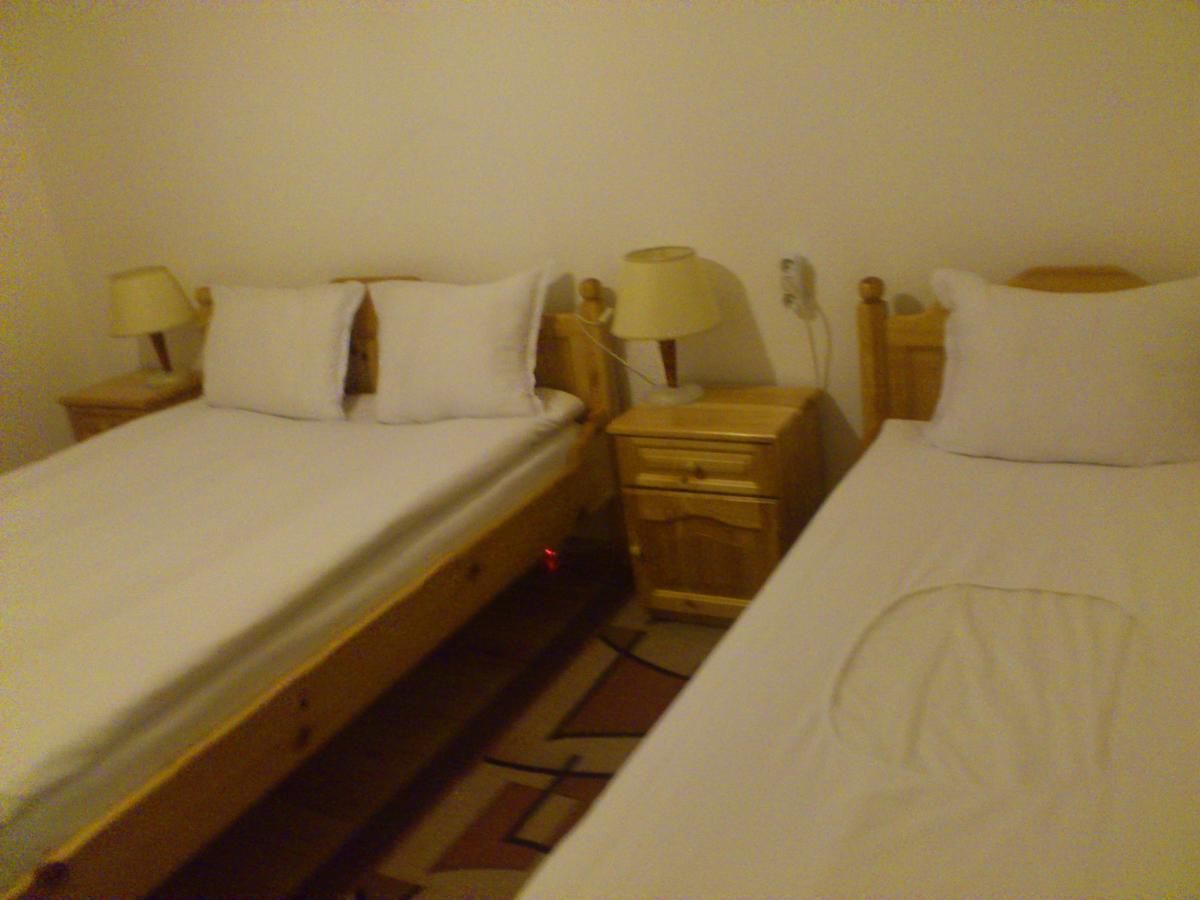 Yagodina Family Hotel Phòng bức ảnh