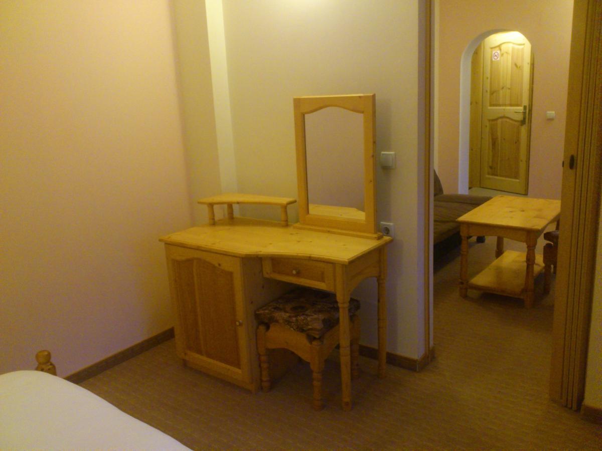 Yagodina Family Hotel Phòng bức ảnh