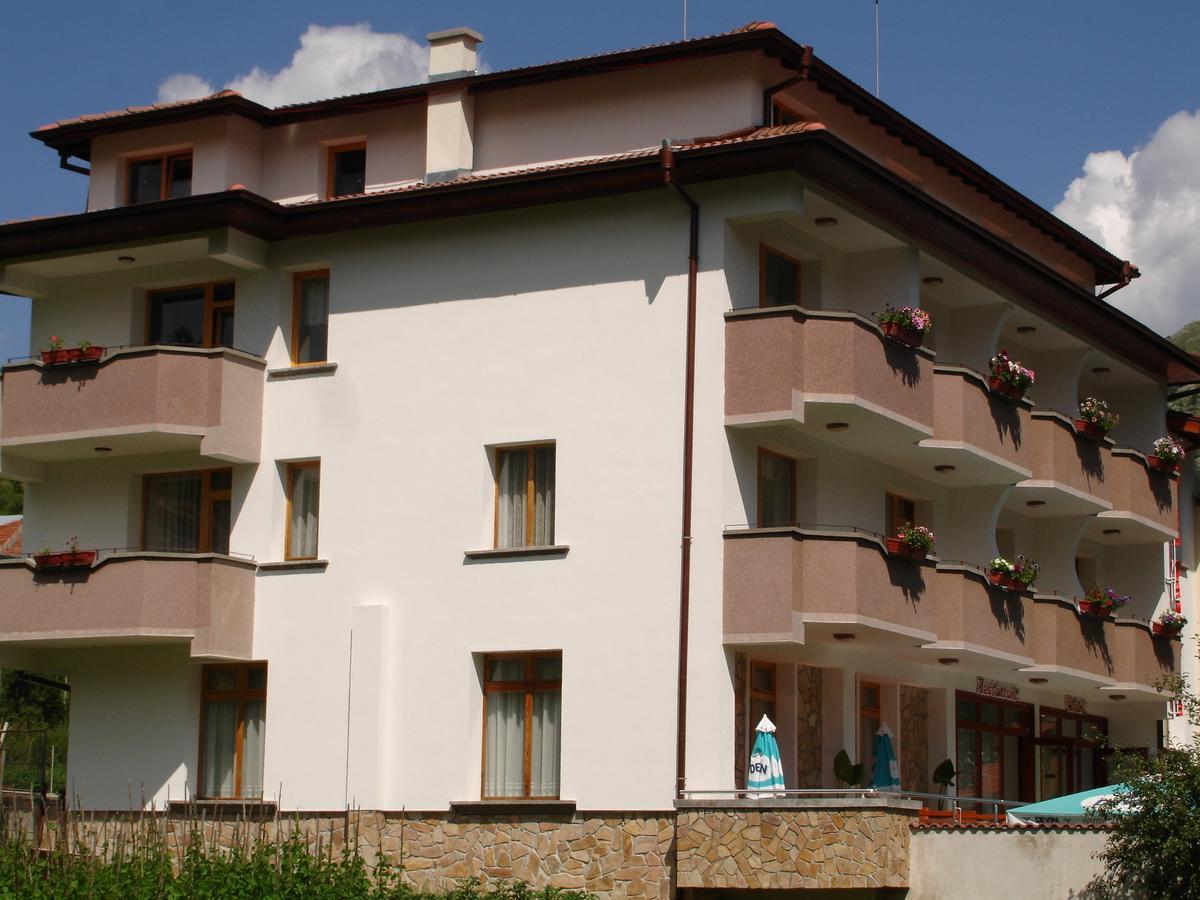Yagodina Family Hotel Ngoại thất bức ảnh